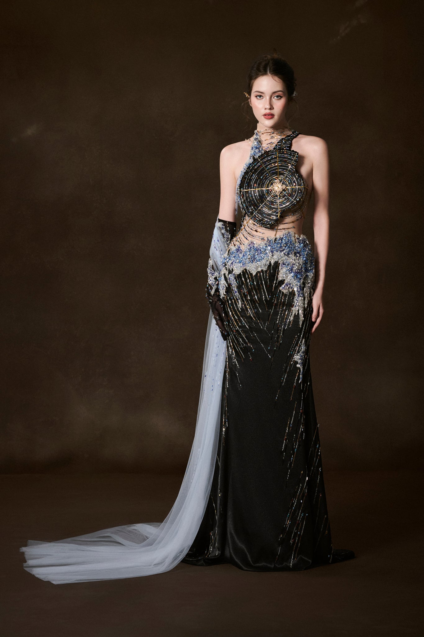 LOOK 12: Celestial Empress Alme Couture LOOK 12: Celestial Empress Alme Couture