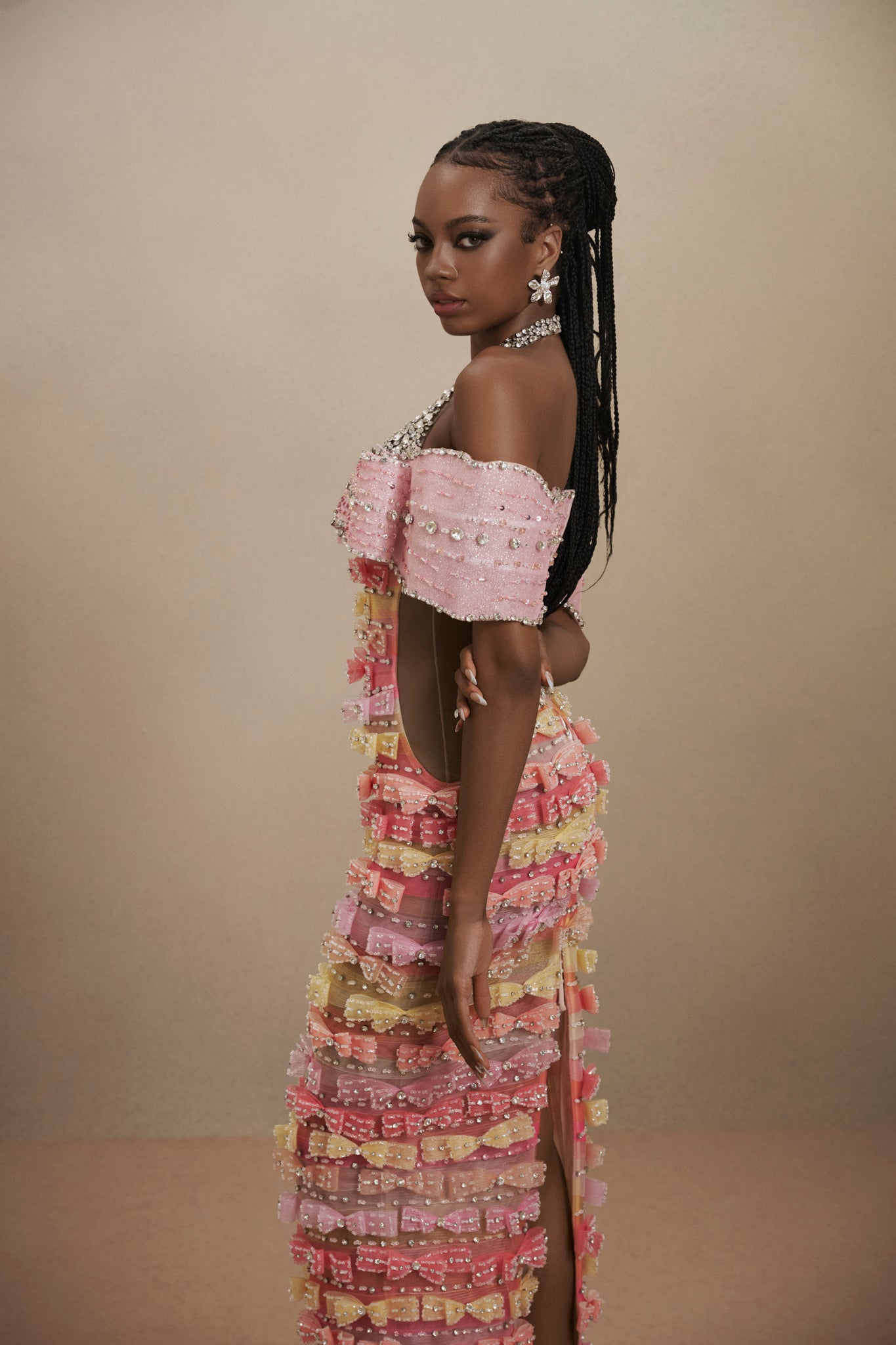 LOOK 7: Radiant Elegance