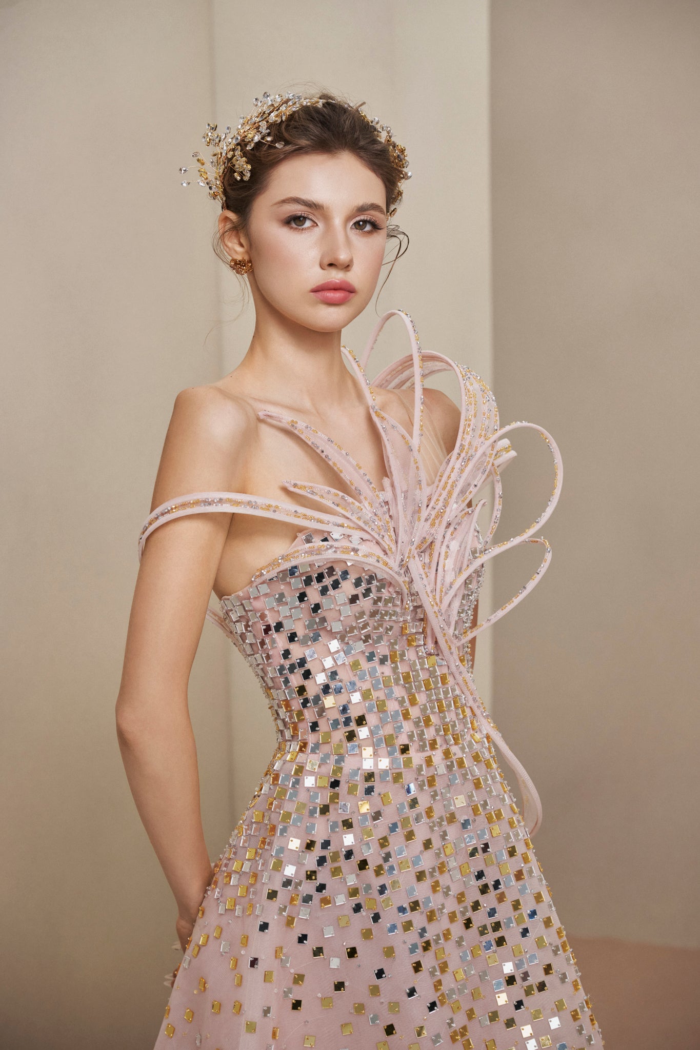 LOOK 16: Blush Aurora