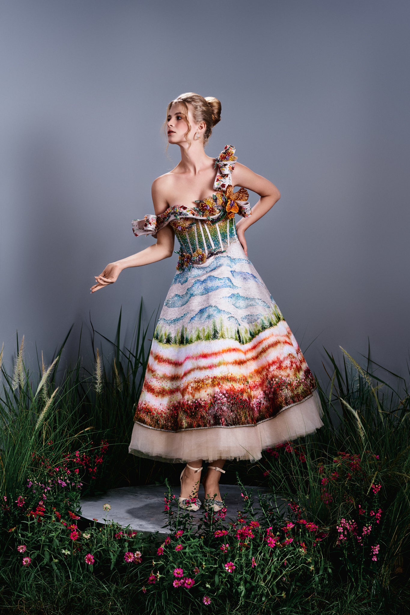 LOOK 3: Mountain Sonata