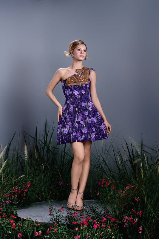 LOOK 4: Violet Woods