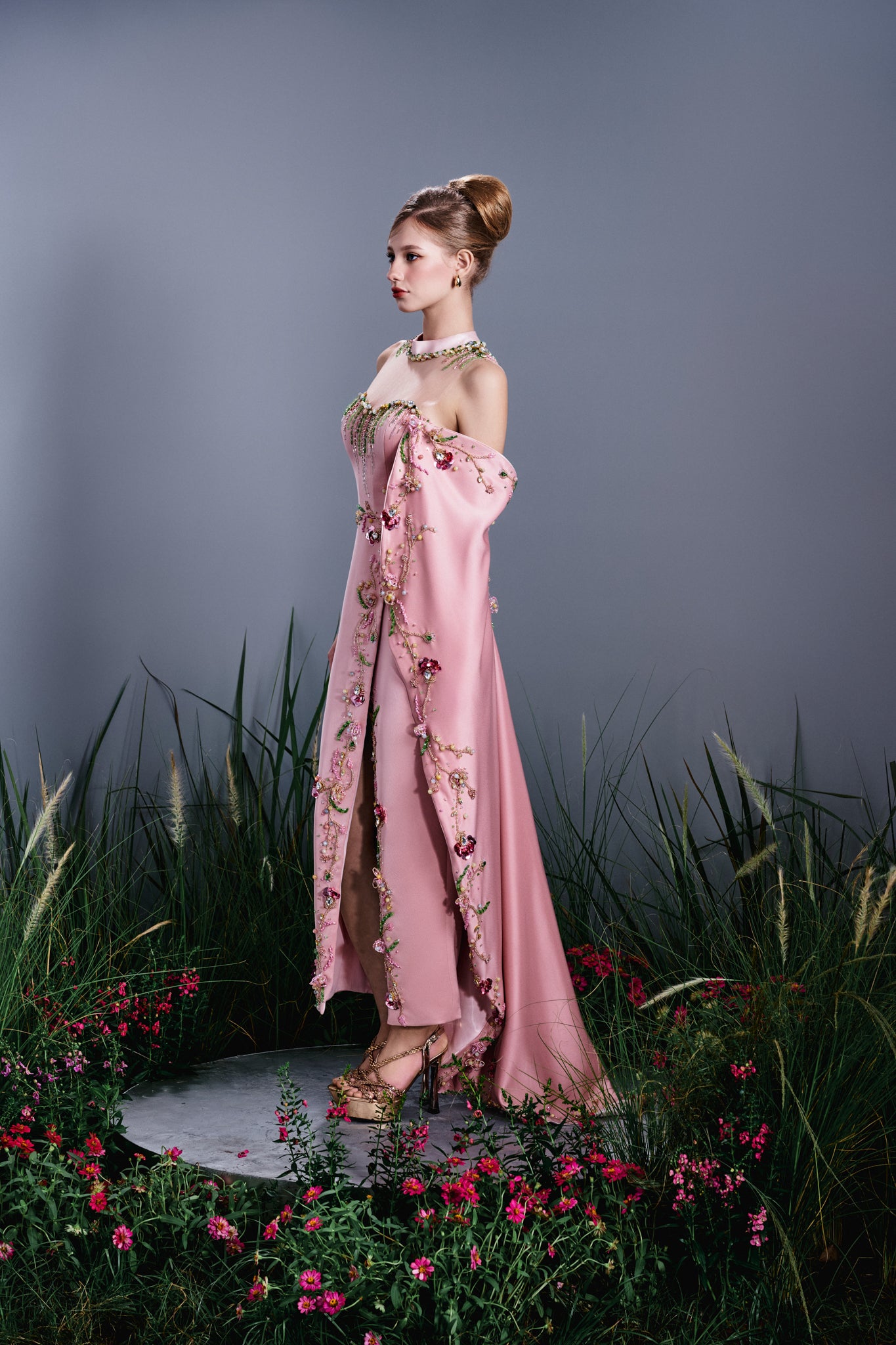 LOOK 6: Blush Heritage