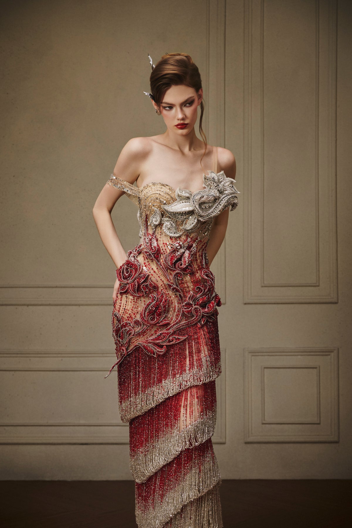 LOOK 24 — Rouge en Fleur