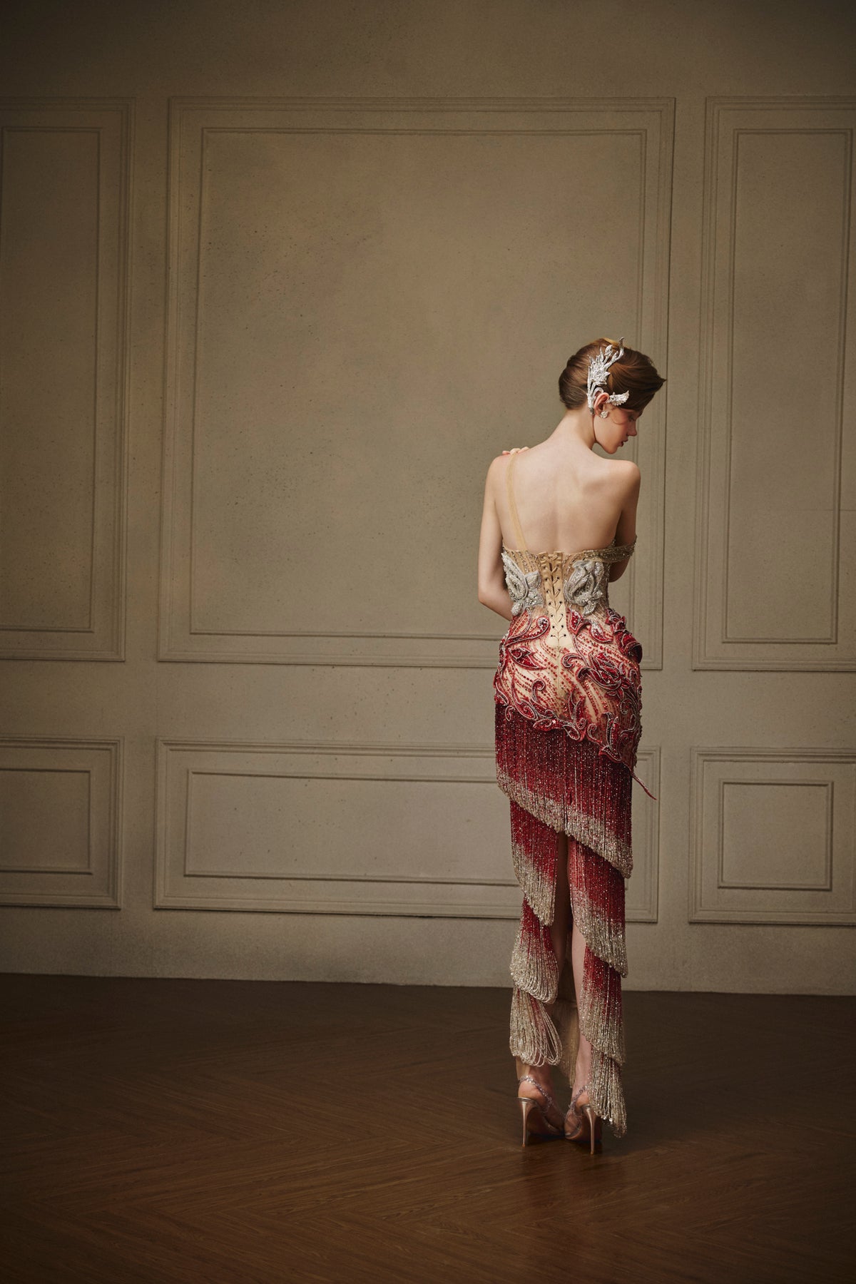 LOOK 24 — Rouge en Fleur