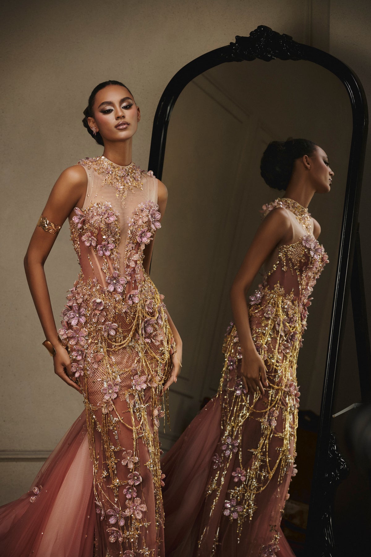 LOOK 21 — Glorious Hour