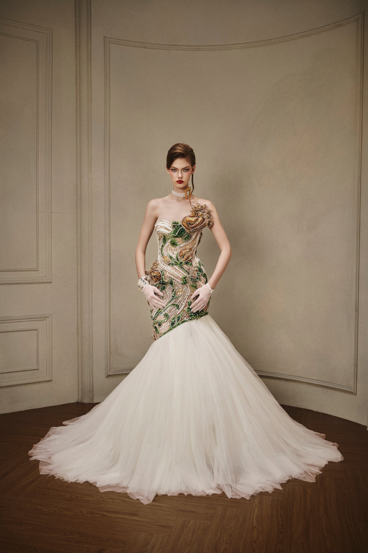 LOOK 10 — Imperial Fleur