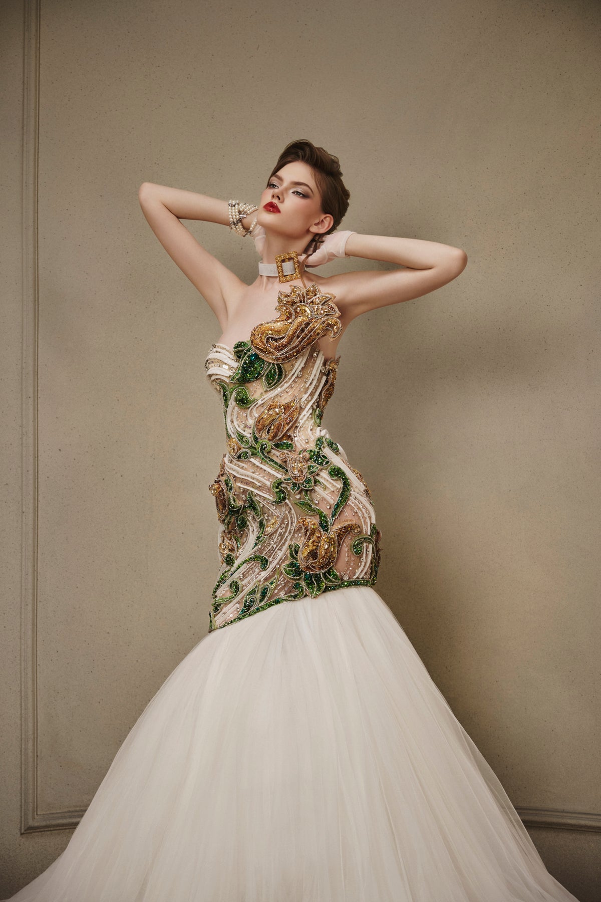 LOOK 10 — Imperial Fleur