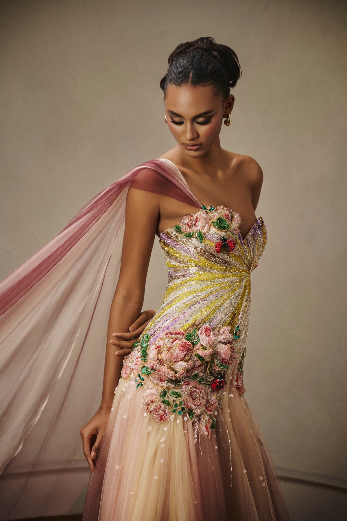 LOOK 17 — La Rose Solaire