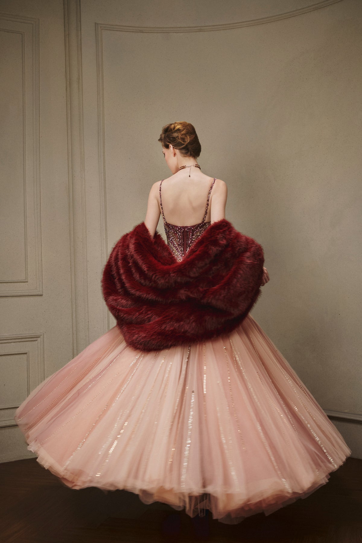 LOOK 9 — Scarlet Rose