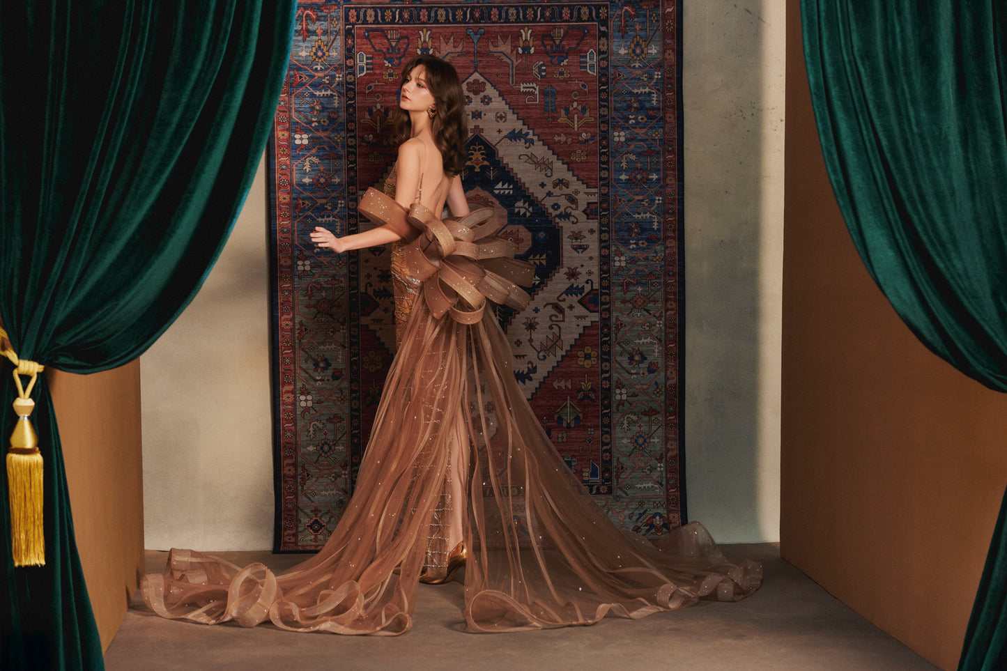 LOOK 11 — Golden Sunset