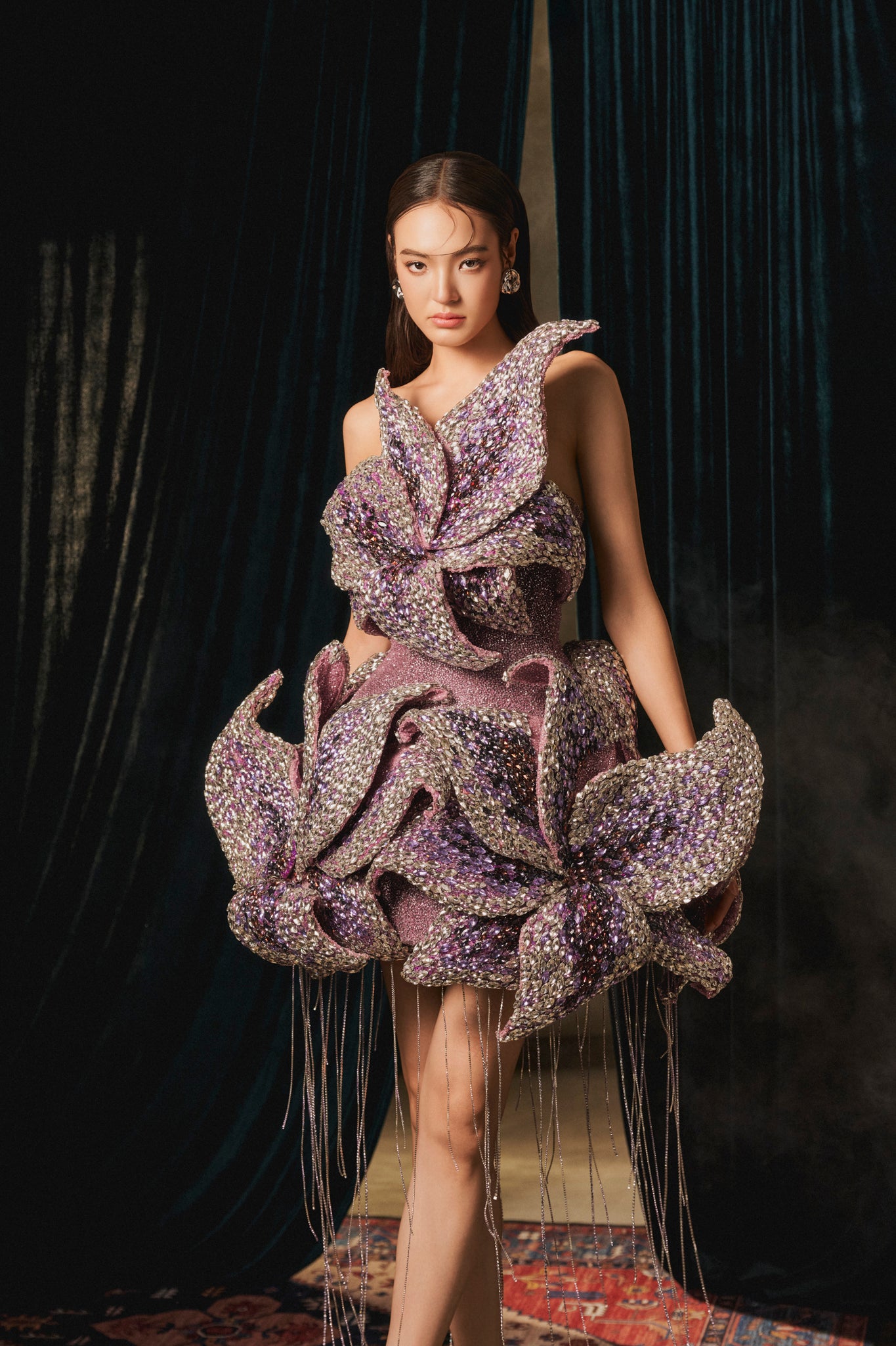 LOOK 7 — Cosmic Lily