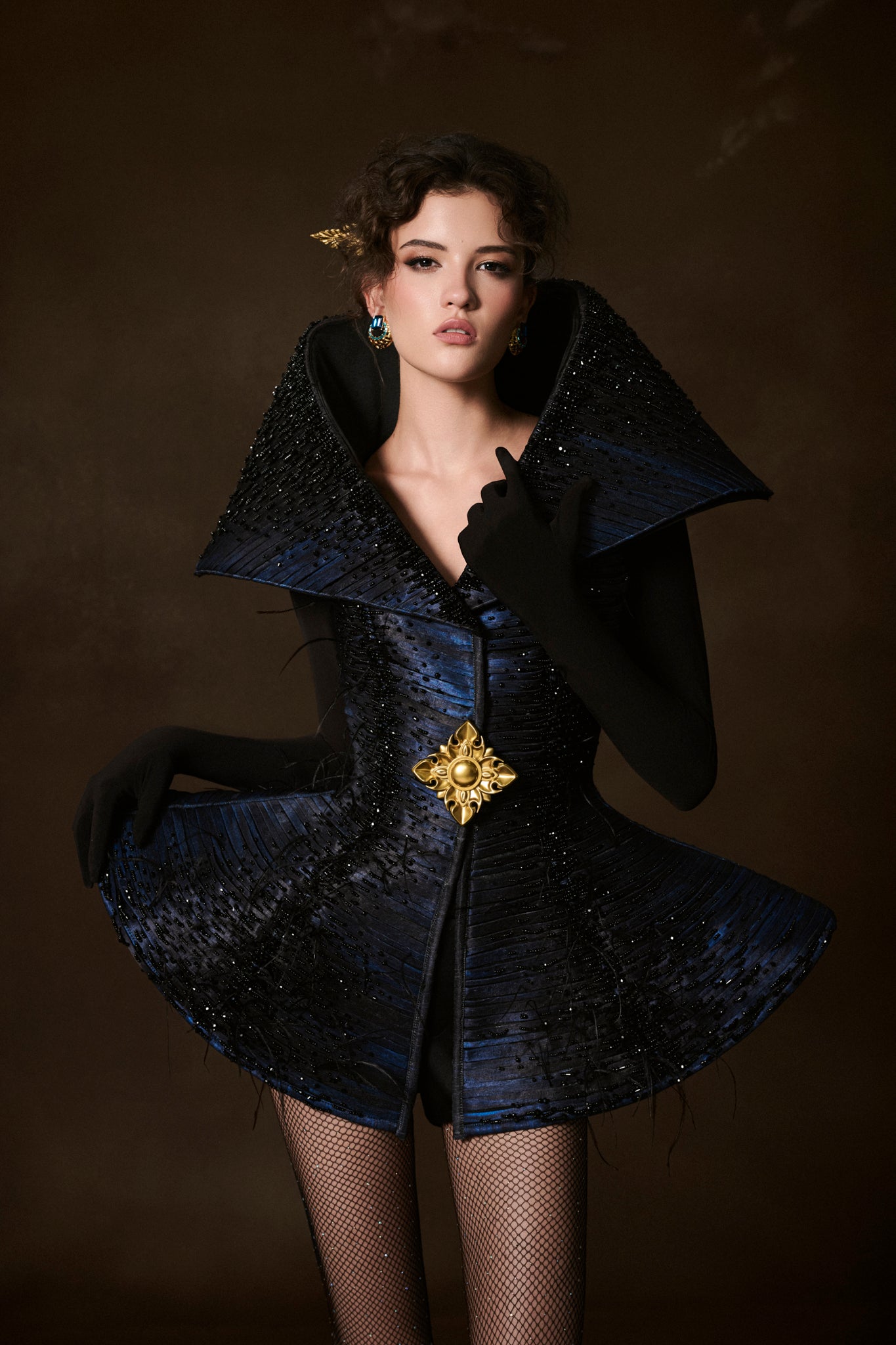 LOOK 19: Golden Emblem