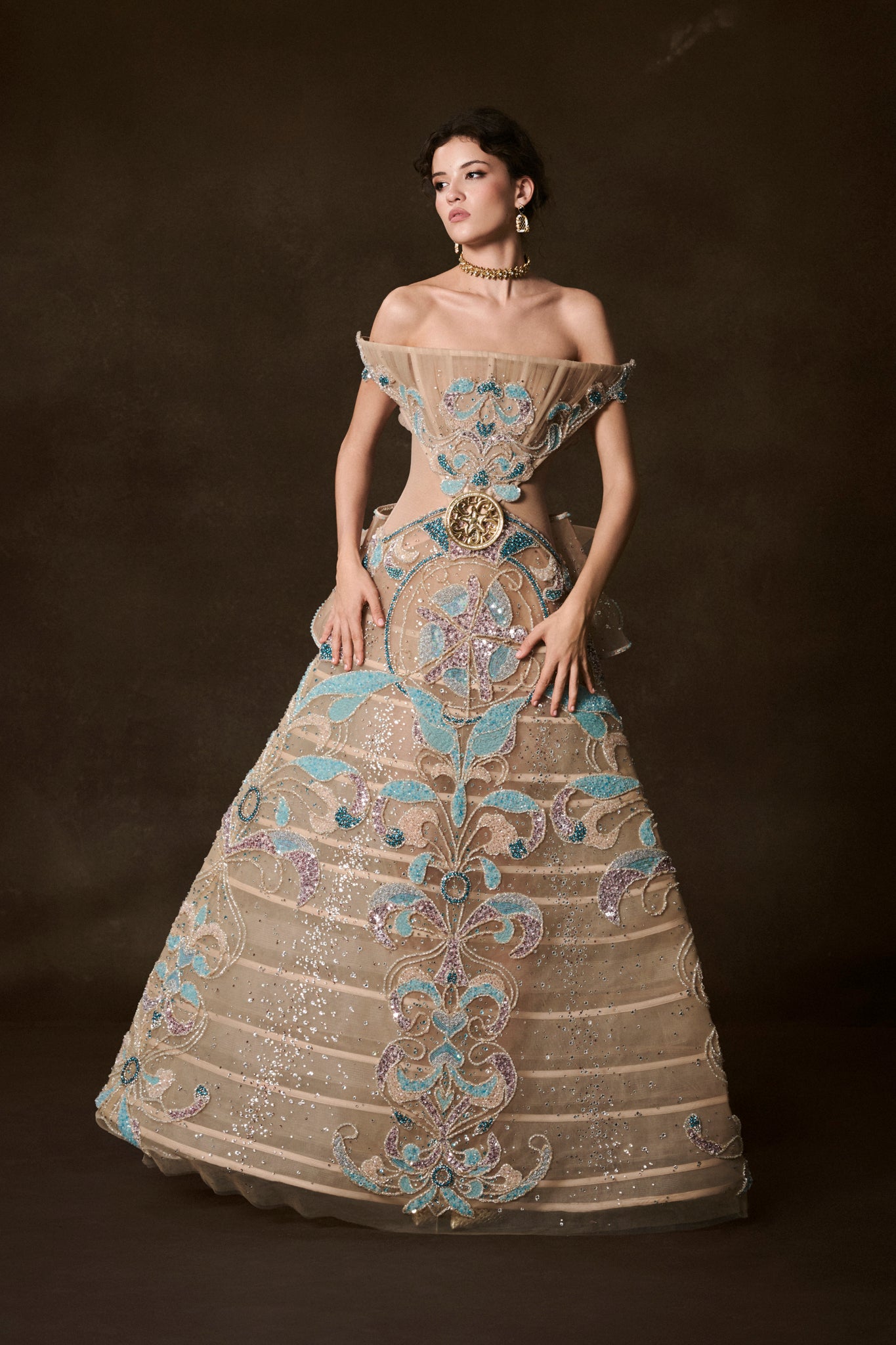 LOOK 10: Celestial ALme Crown Alme Couture LOOK 10: Celestial ALme Crown Alme Couture