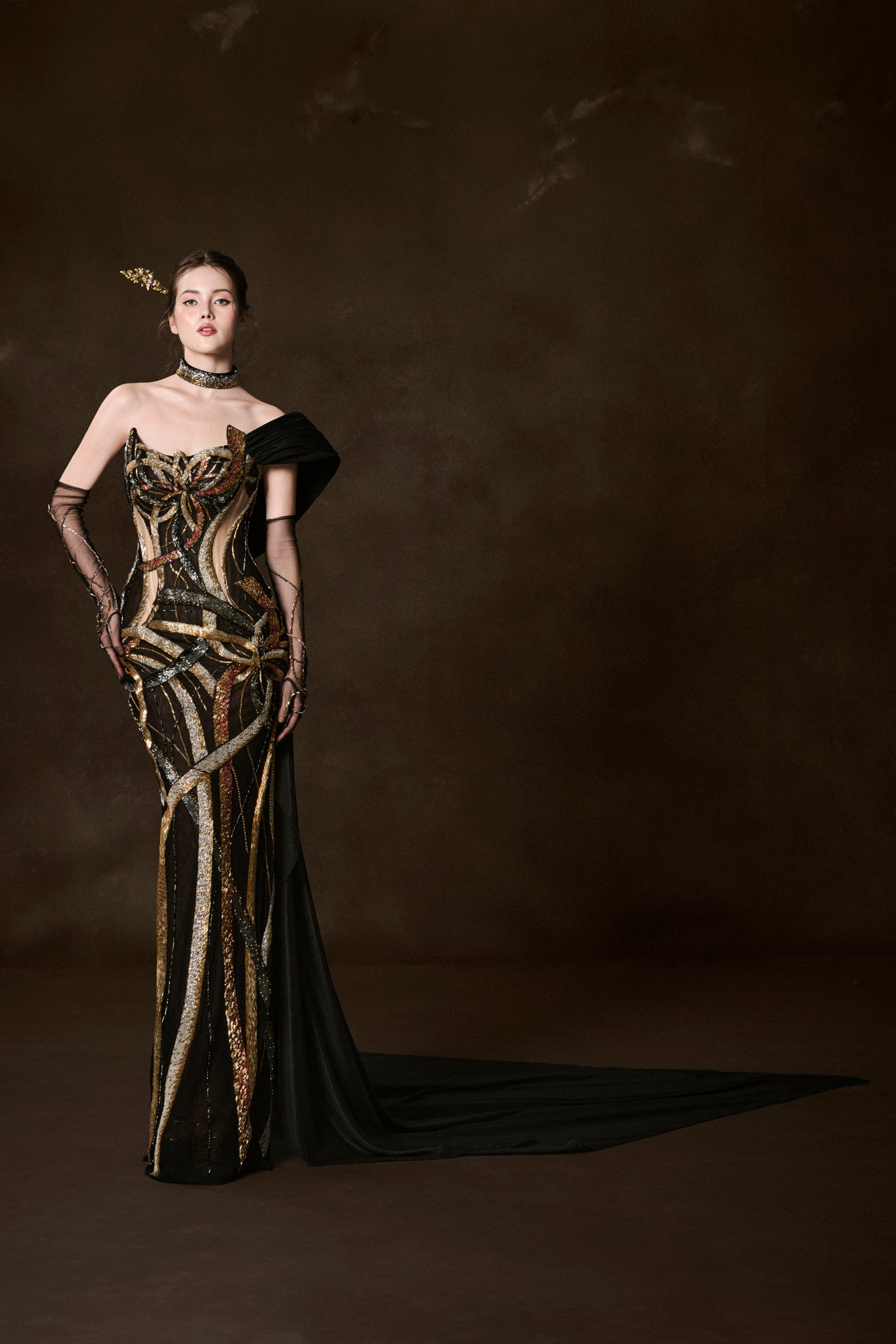 LOOK 13: Golden Roots