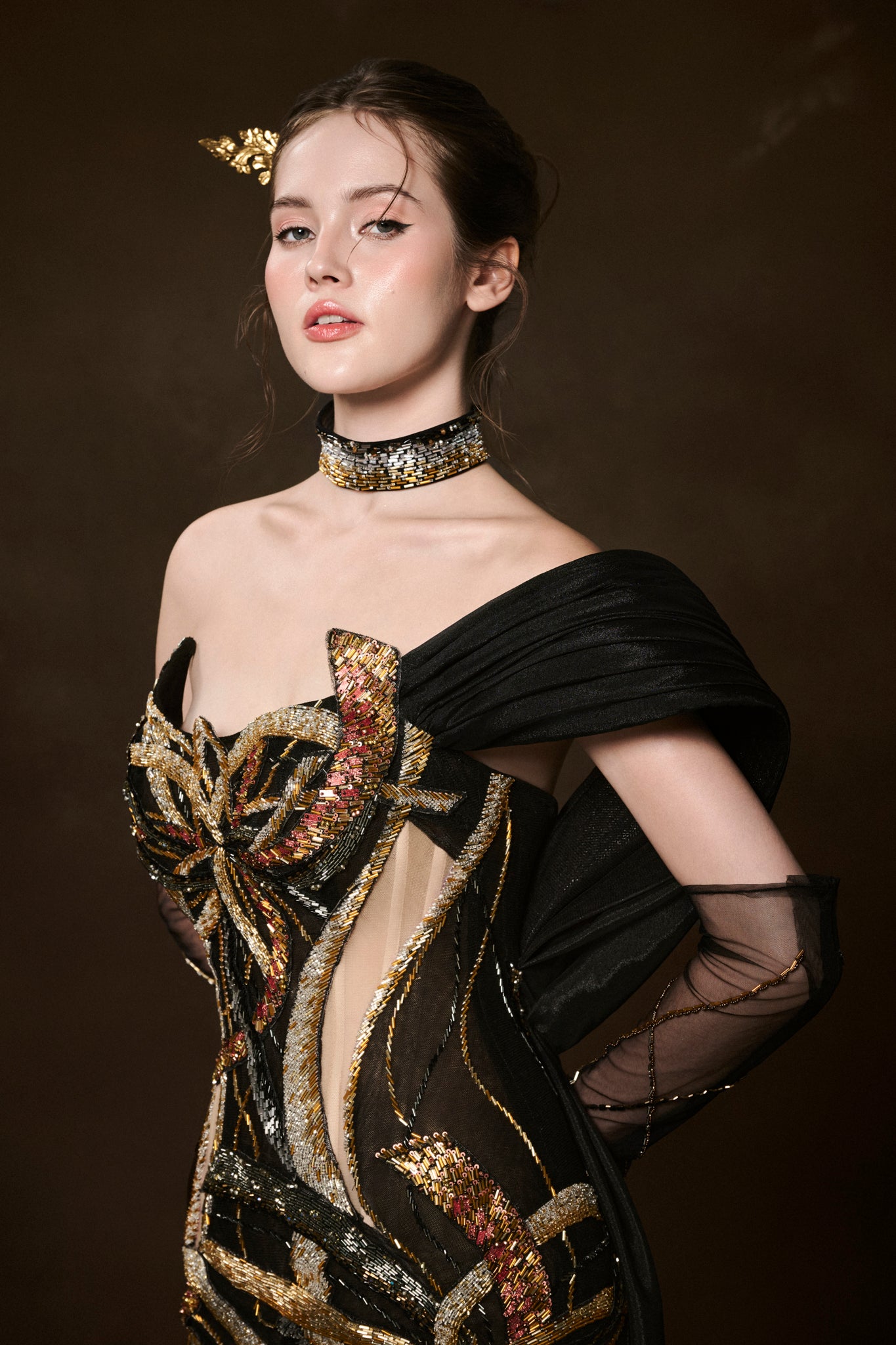 LOOK 13: Golden Roots