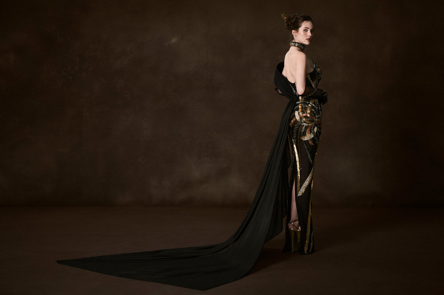 LOOK 13: Golden Roots