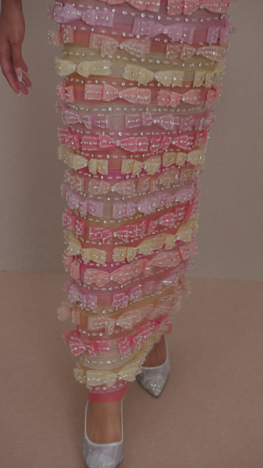 LOOK 7: Radiant Elegance