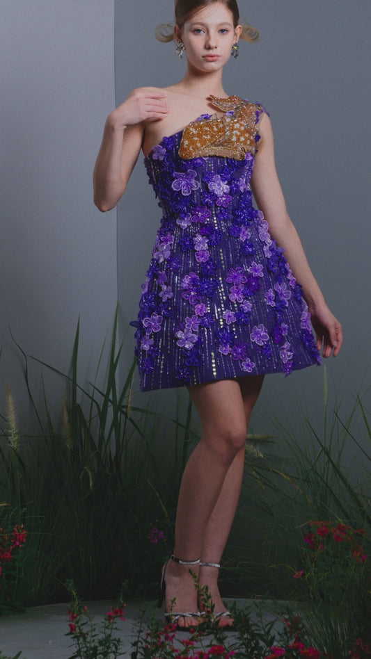 LOOK 4: Violet Woods